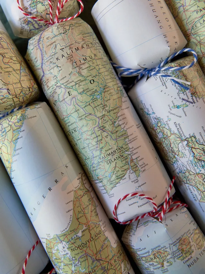 EcoMagpie_MapChristmasCrackers