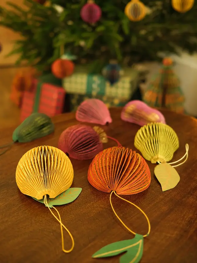 Lemon Honeycomb Ornament (Set Of 6)