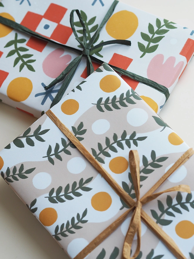 folk eco wrapping paper sheets