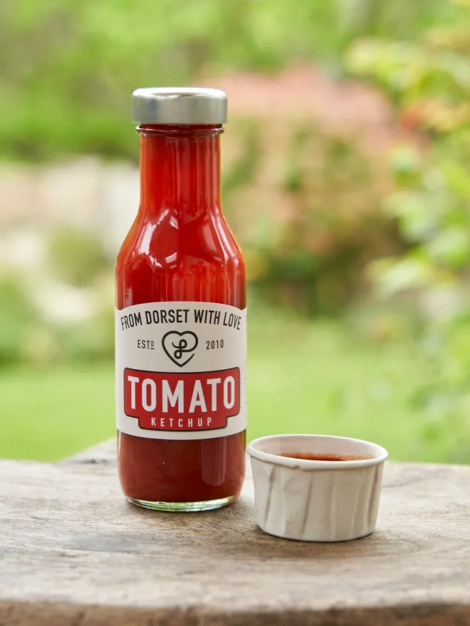 Medium ceramic sauce pots 