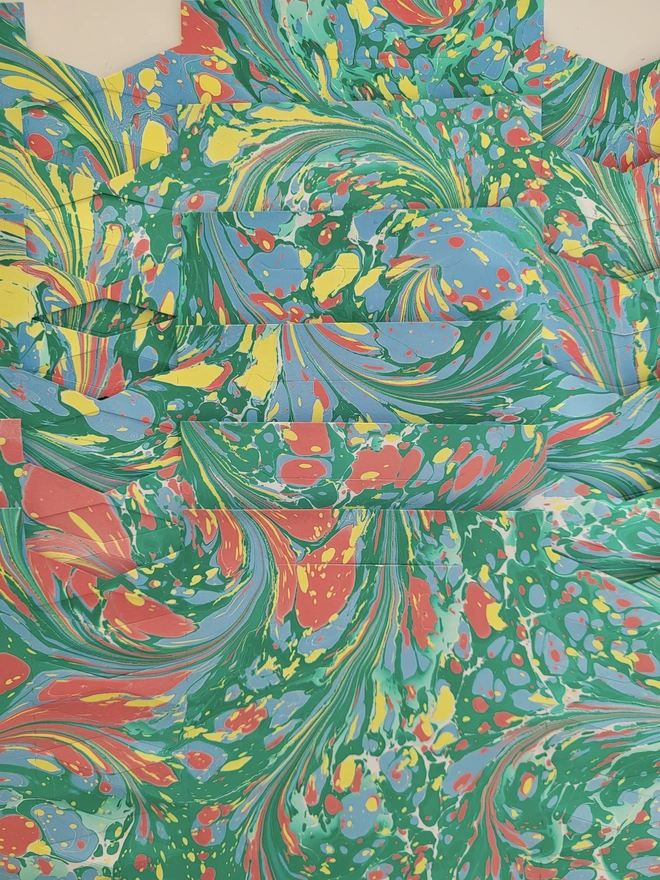 Hand-marbled Christmas crackers