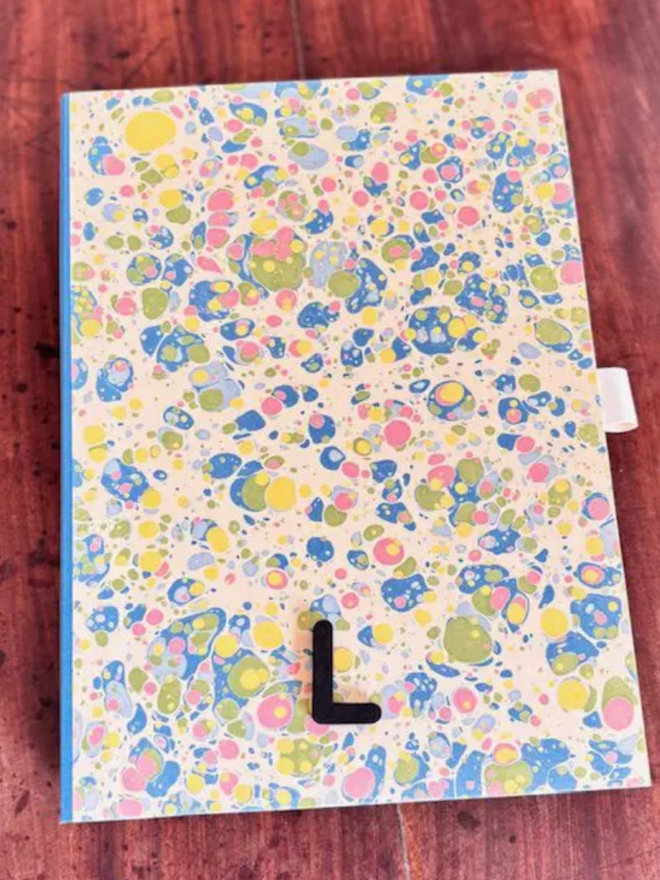 Box File. A box file in L