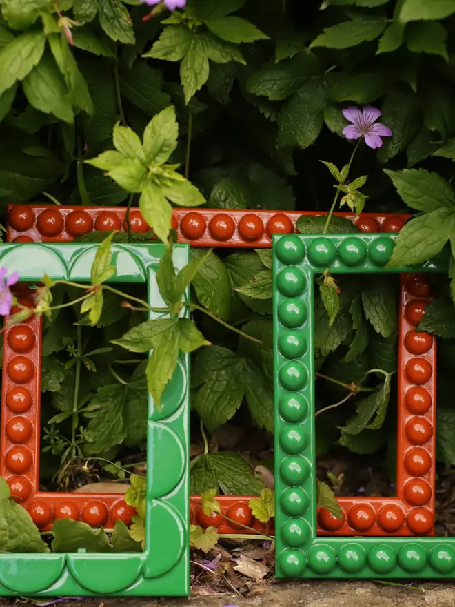 emerald scallop frame