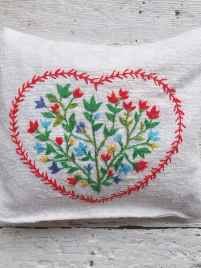 Botanical Embroidered Lavender Filled Sachet. A sachet in Multicolour.