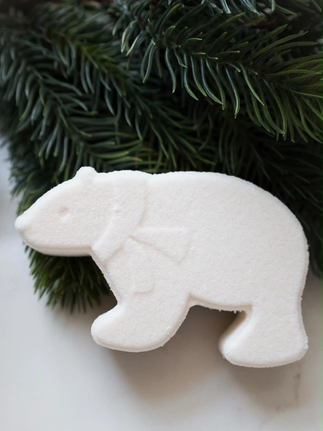 Polar Bear Bath Bombs for children and adults. Natural Ingredients. Vegan. 