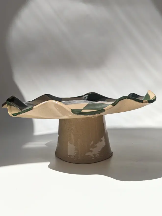 Green Wavy Check Pedestal
