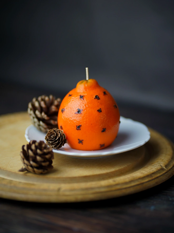 Pomander Candle