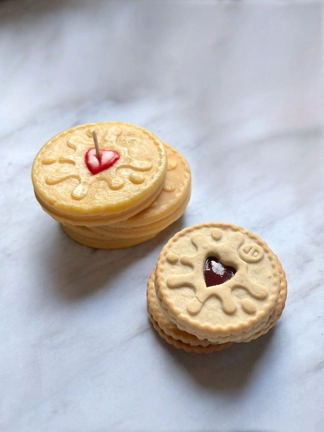 Jammie Dodger Biscuit Candle