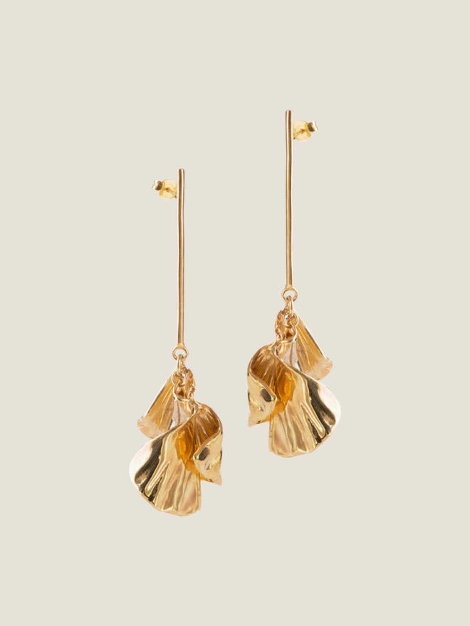 stunning dangly drop earrings ideal for brides