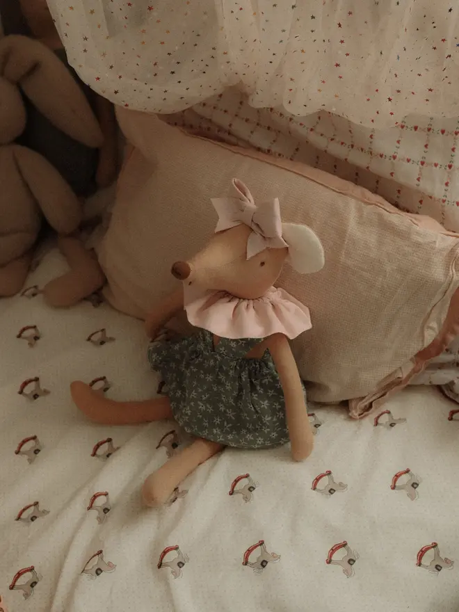 Ballet-inspired mouse doll with bow and soft cotton body 
