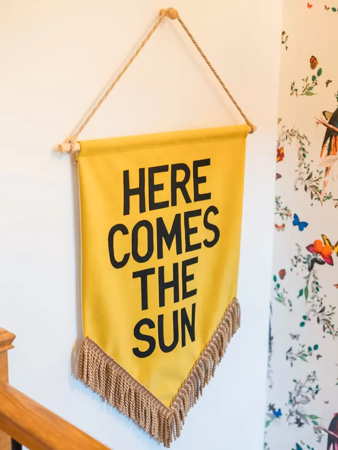 vintage style here comes the sun wall hanging