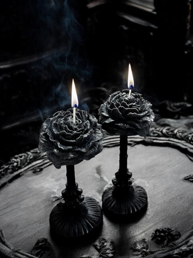 WEDNESDAY'S GARDEN BLACK PEONY CANDLE