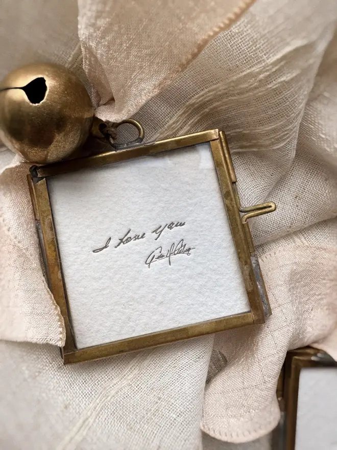 Valentine’s Day, Heirloom, keepsake, wedding, love, wedding gift, anniversary gift, long distance relationship, long distance friendship, Christmas ornament, I miss you, photo frame, when I met you, gifts for her, gifts for him, i love you, hand writing
