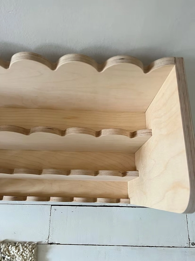 Montessori Children's Bookcase (Scallop)