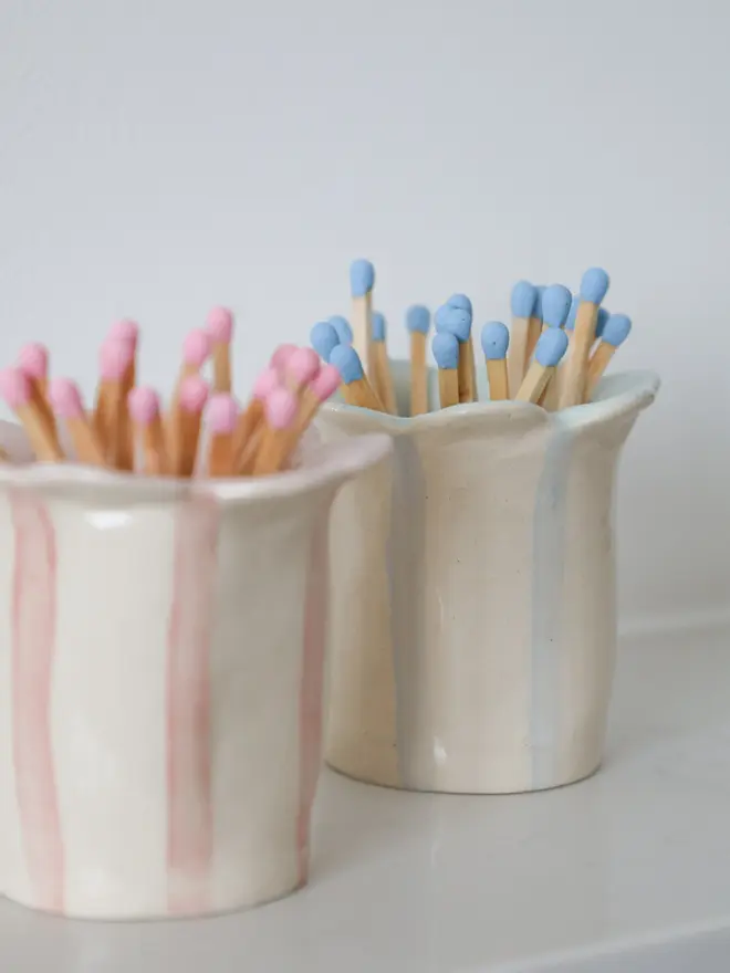 Daisy Matchstrikers pink&blue