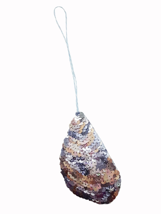 Oyster hanging tree decoration