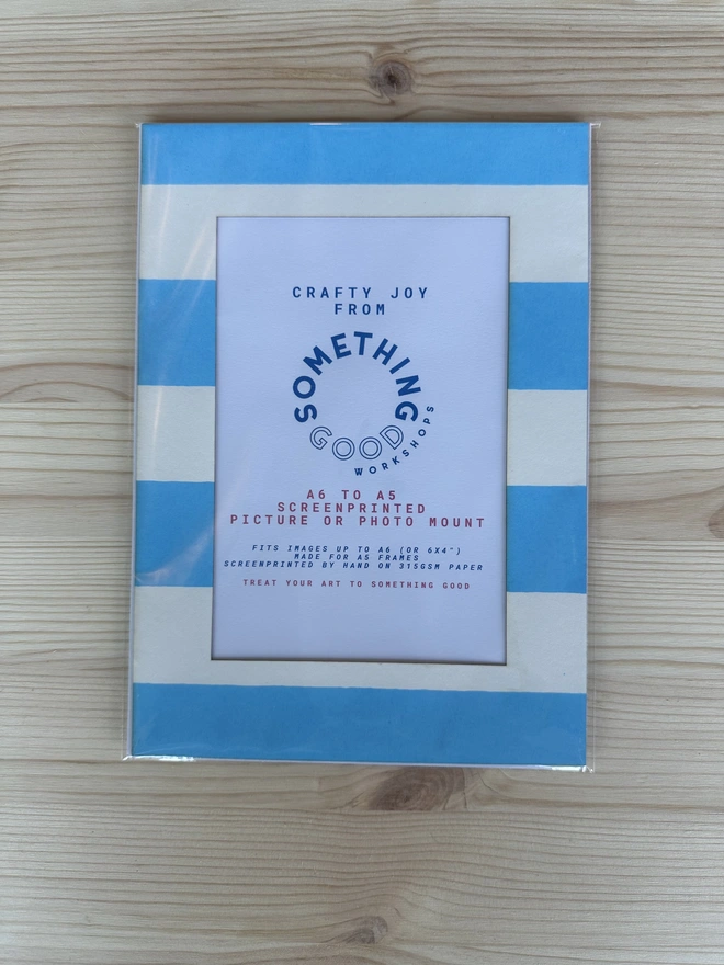 A5 Screenprinted Picture Mount with Thick Blue Stripes