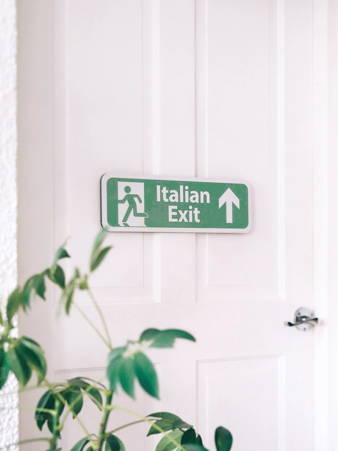 Italian Exit Sign Green