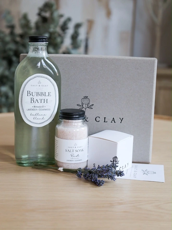 The Bath Lovers Gift Set of products for those who love to soak in the bath.