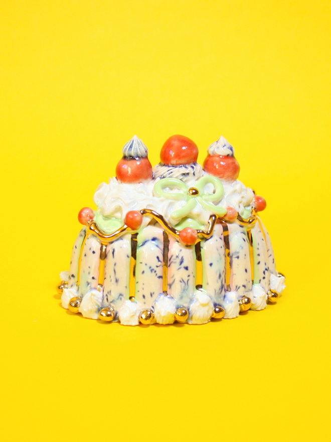 Pistachio Delight Cake Sculpture