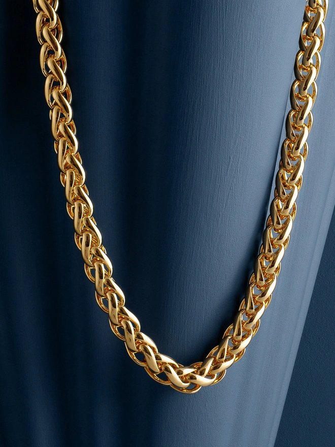 LOEL Gold Rope Chain Necklace