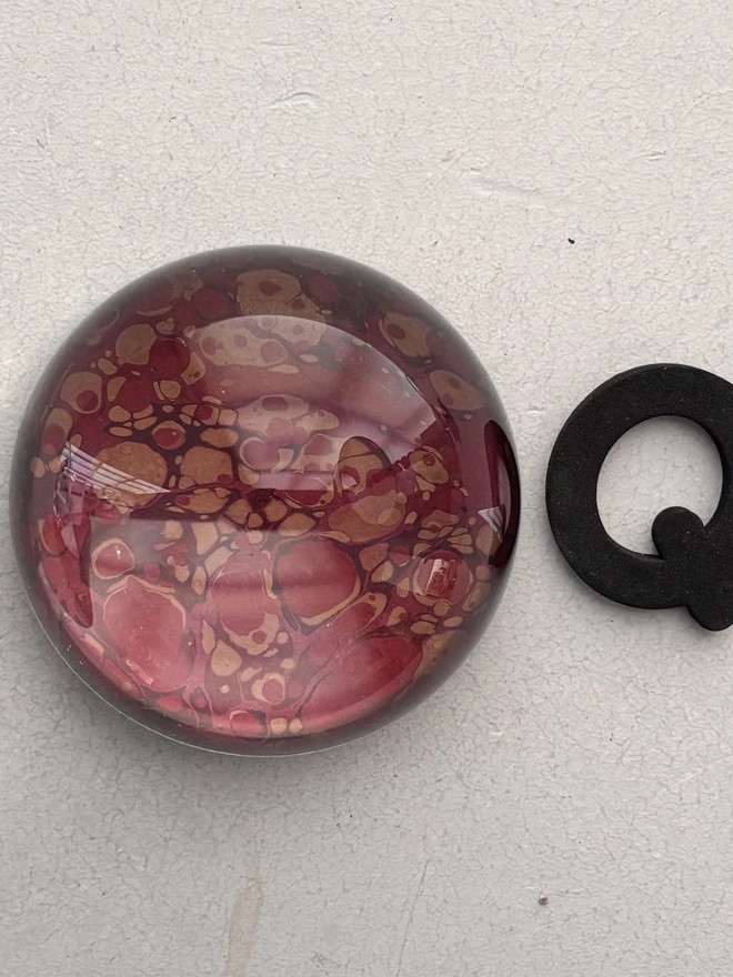 Large Paperweight pattern Q