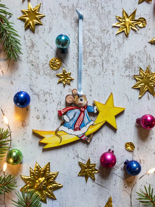 Shoot for the Stars - Hanging Wooden Decoration Front