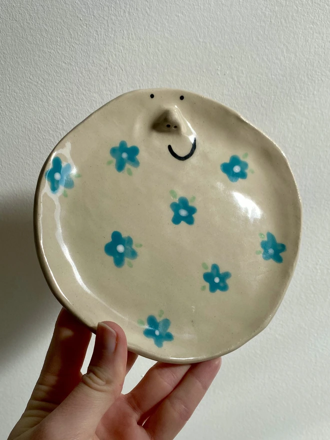 blue butterup side plate