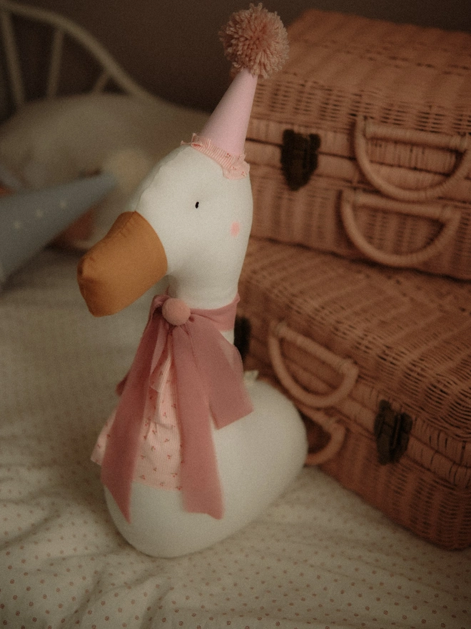 Soft Duck Wall Hanging, Nursery Animal Head, Circus style Decor, Goose Wall Mount, Baby Room Art