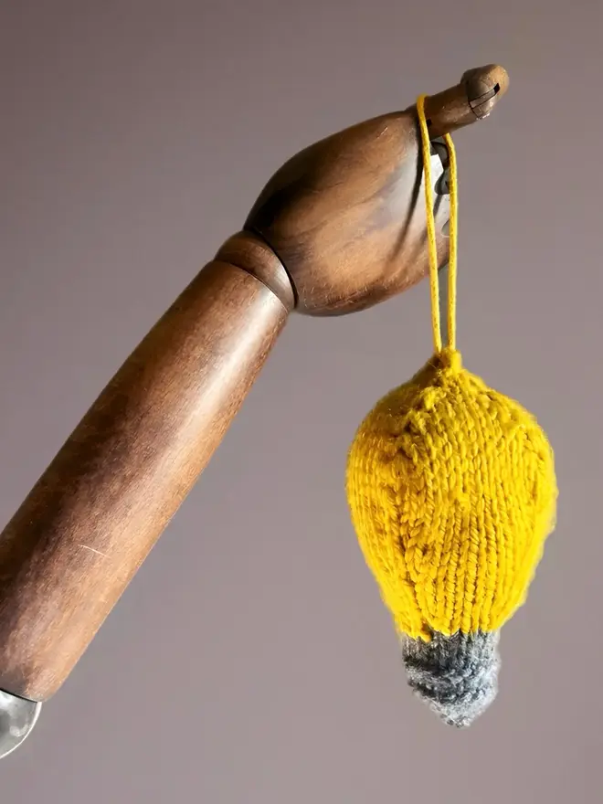 Knitted Lightbulb