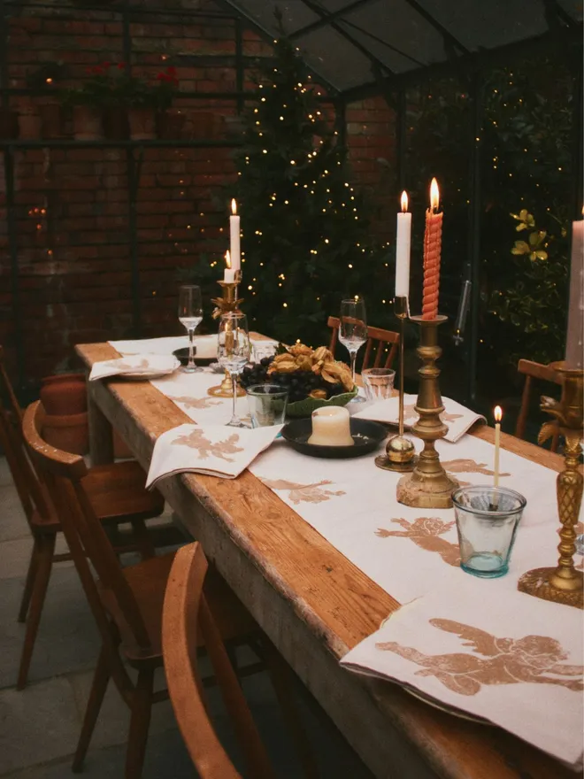 Christmas Cherub Table Runner and Napkins Set