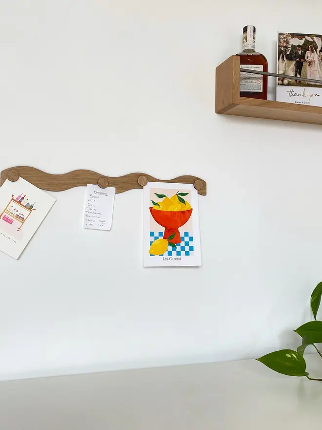 The Memo Display Bar Wavy Oak