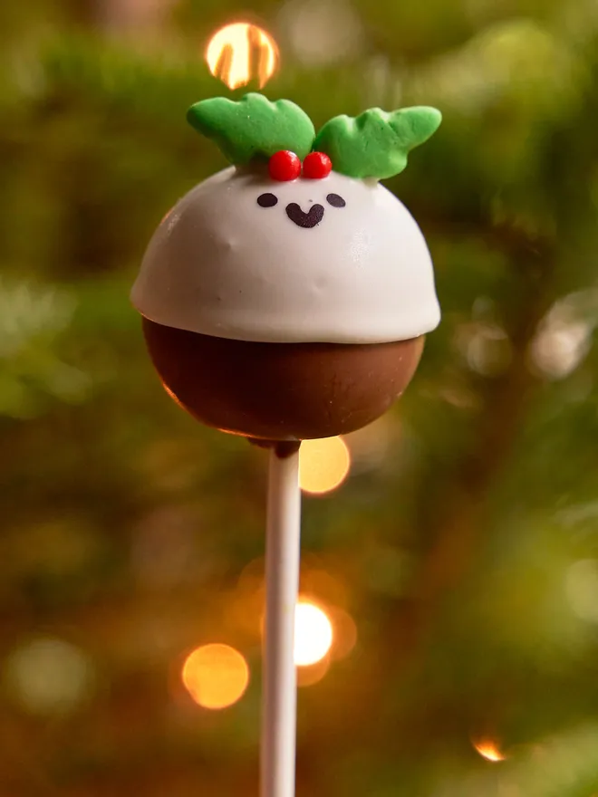 Christmas pudding cake pop