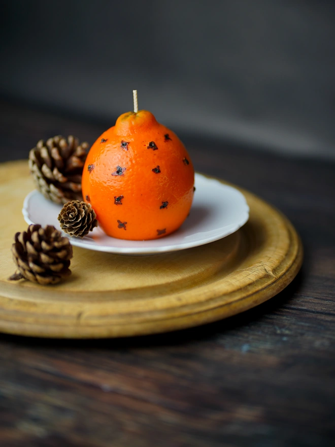 Pomander Candle