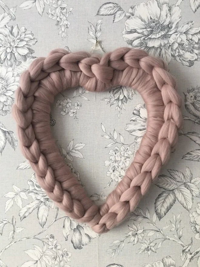 Chunky Knitted Wool 15" Heart Wreath