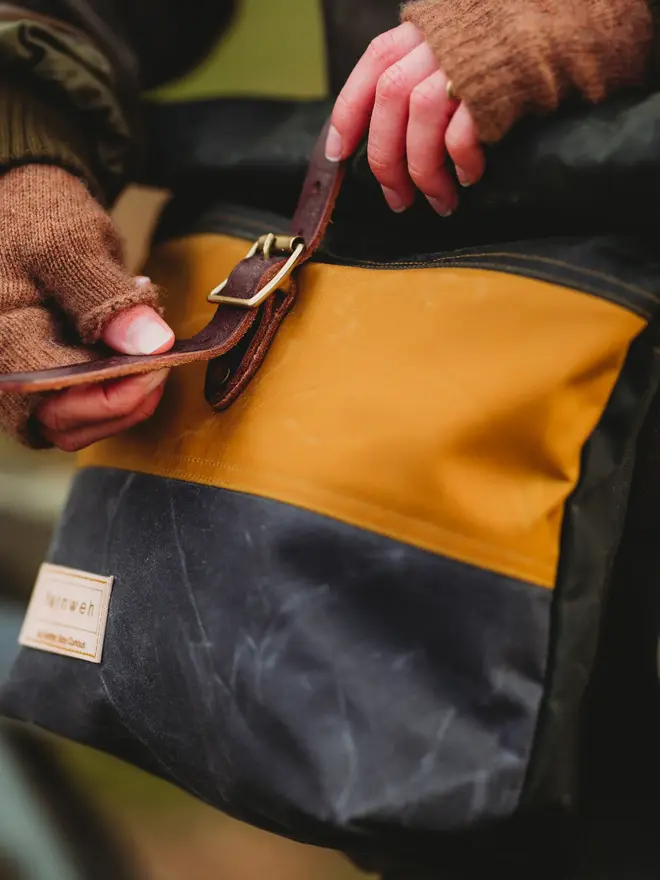 mini rolltop crossbody bag