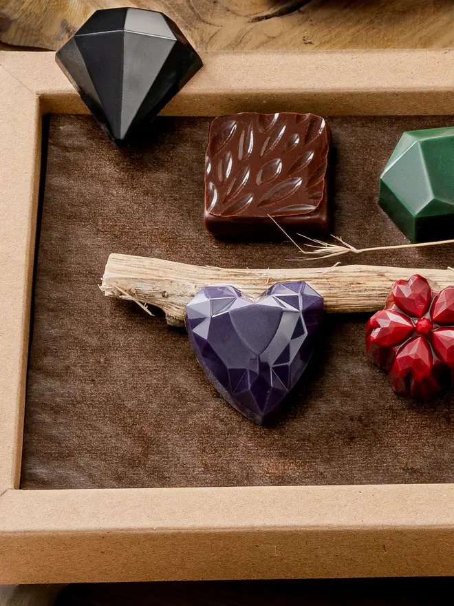 Jewel chocolate box - 12 flavours