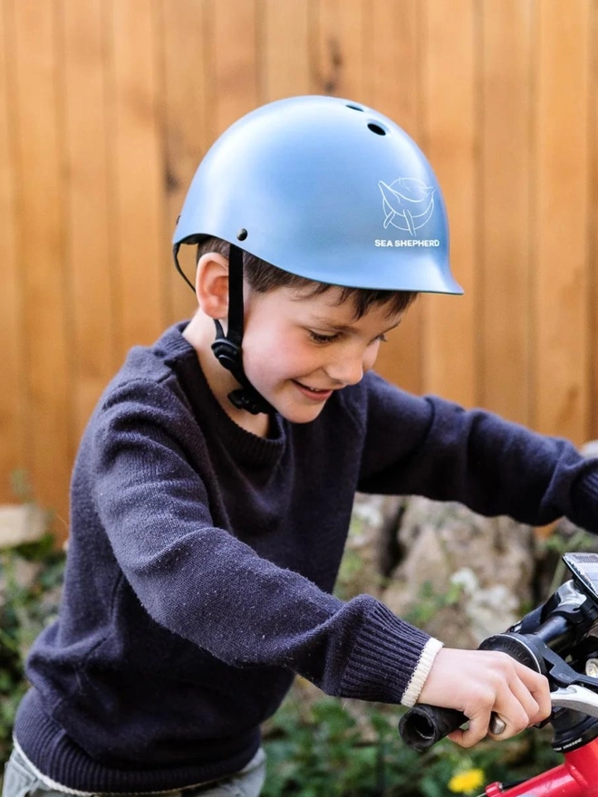 Kids Sea Shepherd Helmet - Blue Whale
