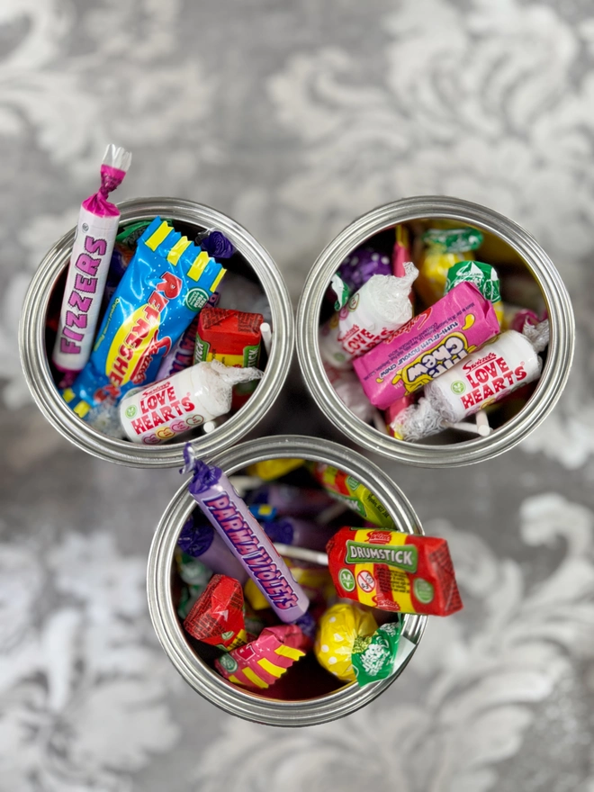 Candyhouse Retro Sweets Tin UK Recyclable Christmas