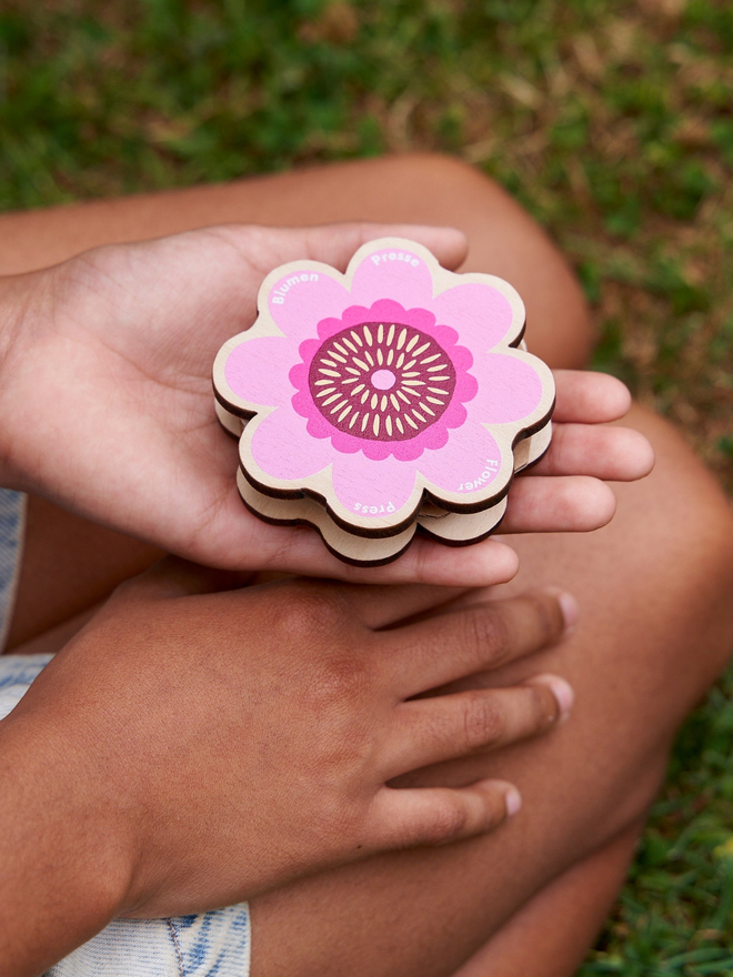 Pink flower press keyring