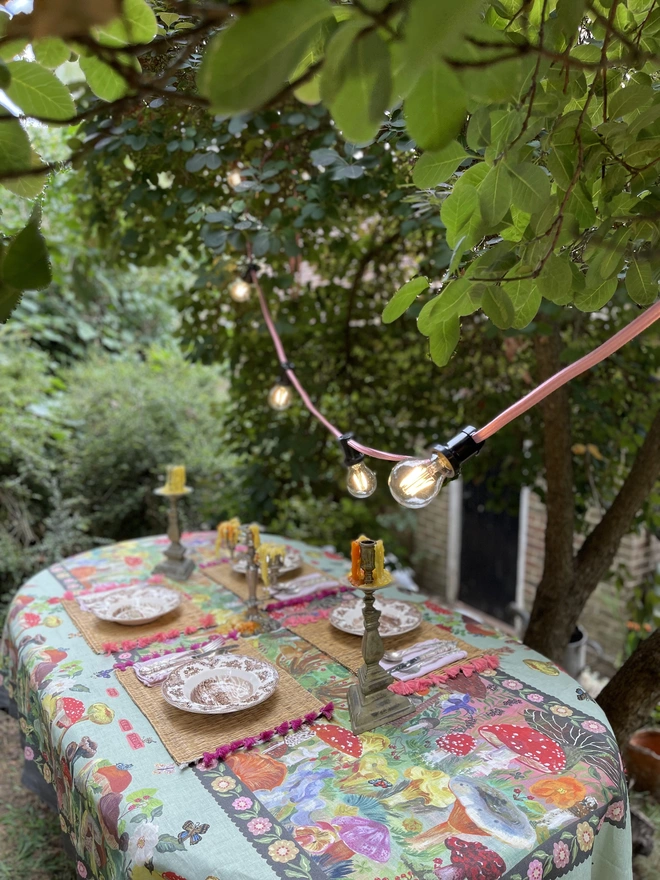 Lola's Illuminations Shrimp Festoons