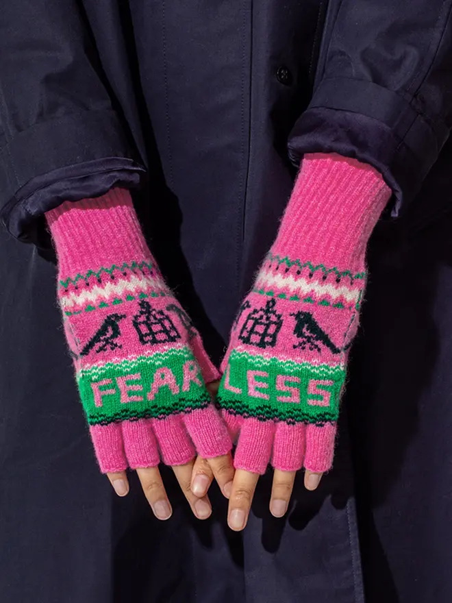 Fearless Fairisle mittens in bubblegum with kelly green detailing 