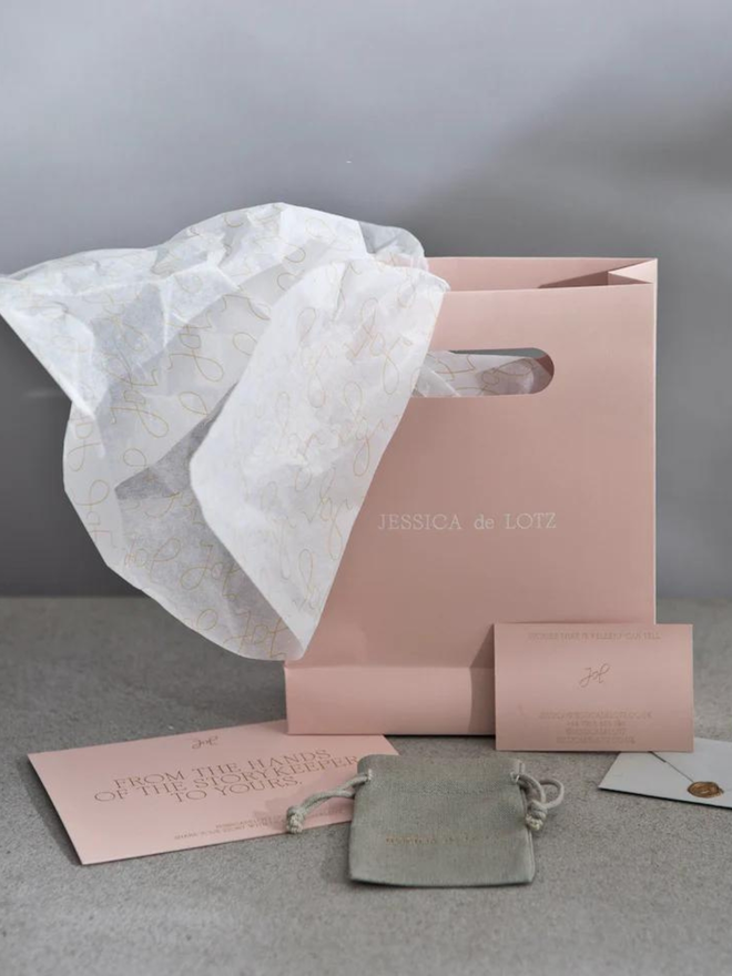 Jessica de Lotz packaging