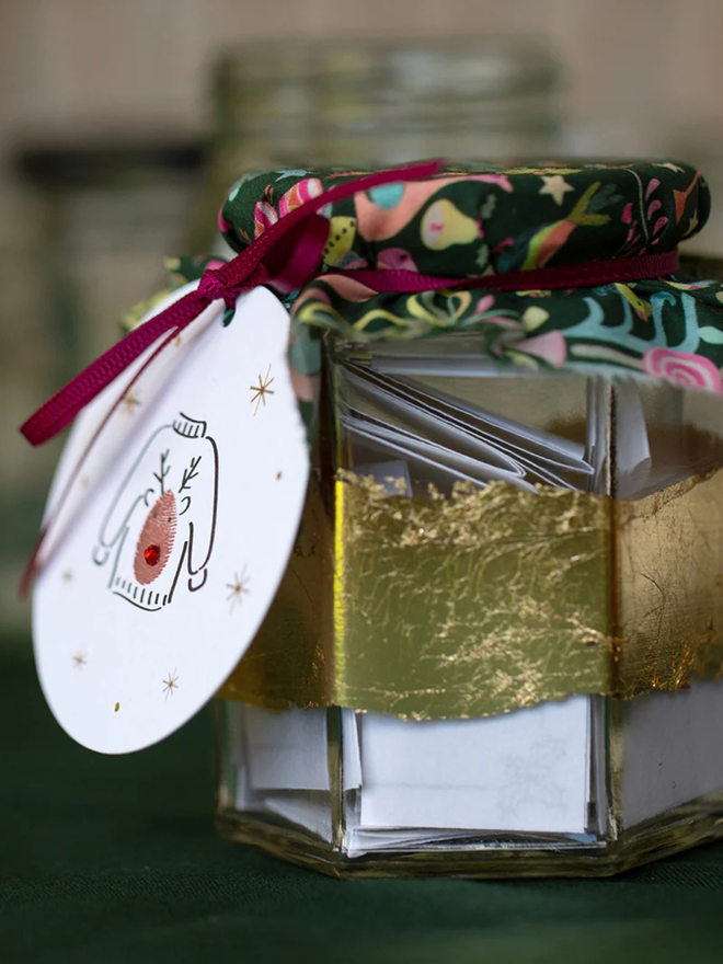 festive fingerprints jolly jar decorating kit