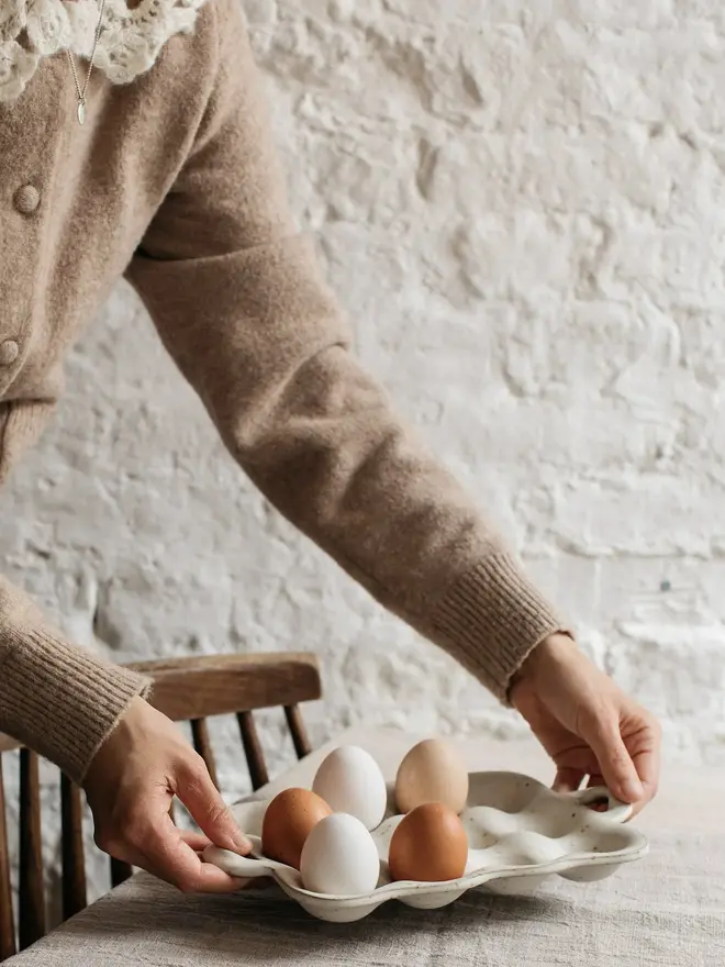 stoneware ceramic 12 egg tray bel holland