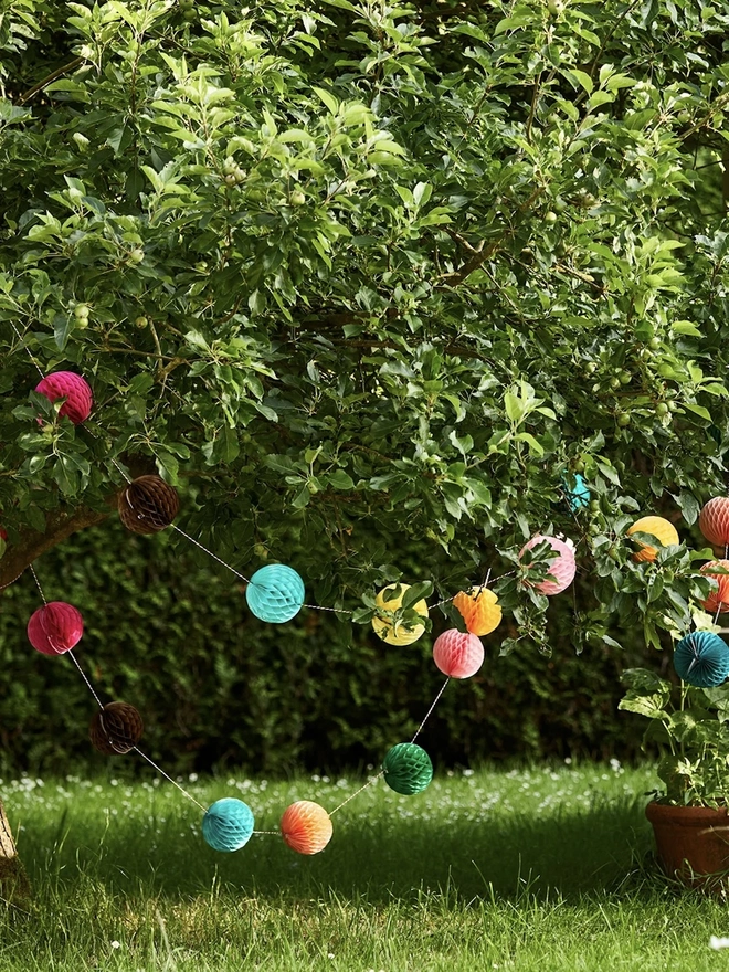 Paper Ball Garland Decoration