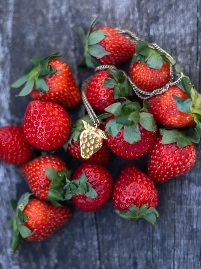 Strawberry Necklace Gold