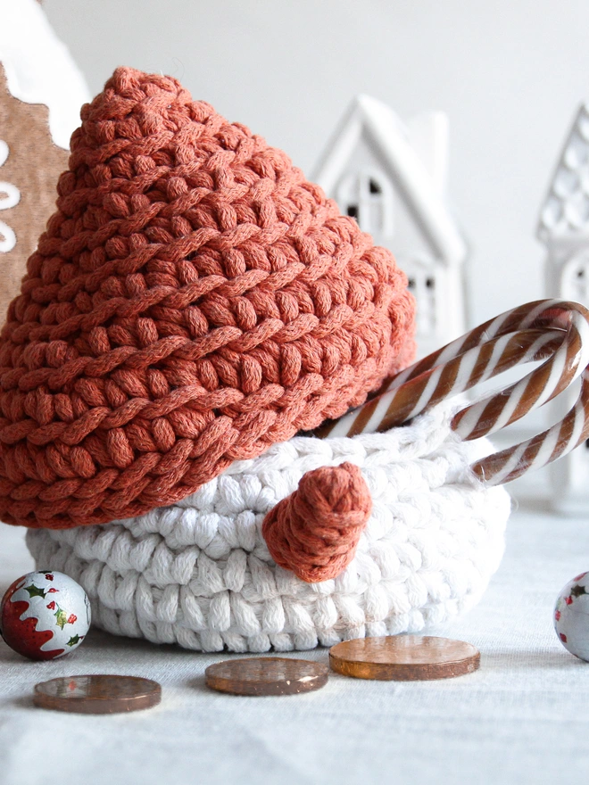 crochet snowman basket orange