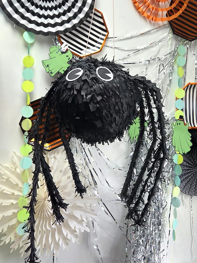 Halloween spider pinata