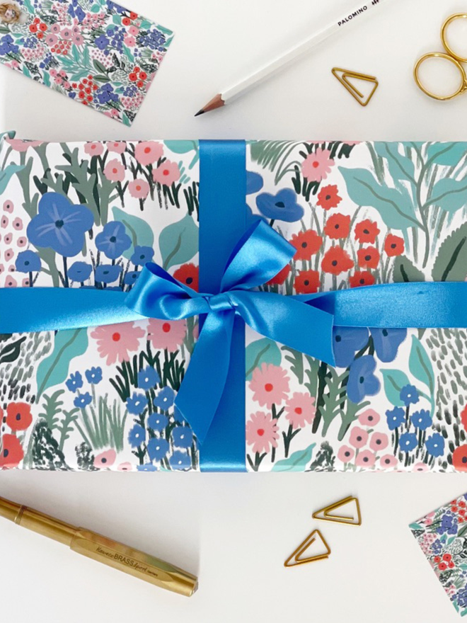 floral wrapping paper gift tags